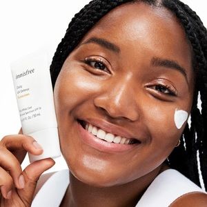 innisfree
Daily UV Defense Invisible Broad Spectrum SPF 36 Sunscreen